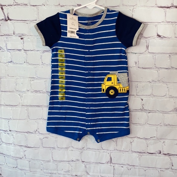 🌸NWT Carter’s Outfit 6 Months - Picture 1 of 3
